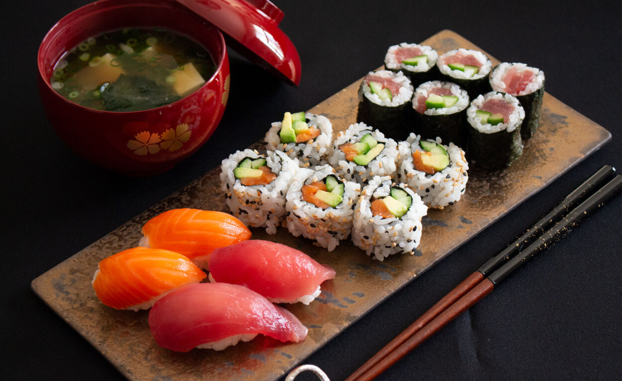 Sushi, tamagoyaki and miso soup cooking class